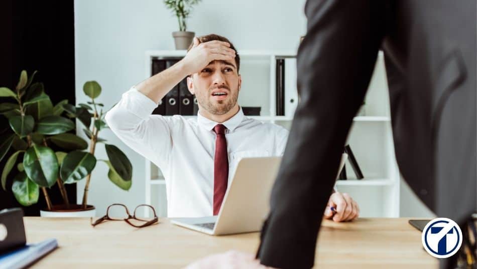 Devolver Ayuda por Cese de Actividad